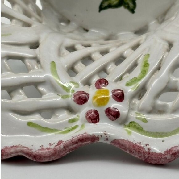 Berardos Portugal Artisan-Made Ceramic Lattice Basket, Signed and Numbered #2042 - Picture 8 of 15